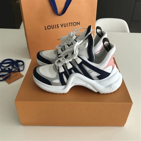 lv archlight shoes.